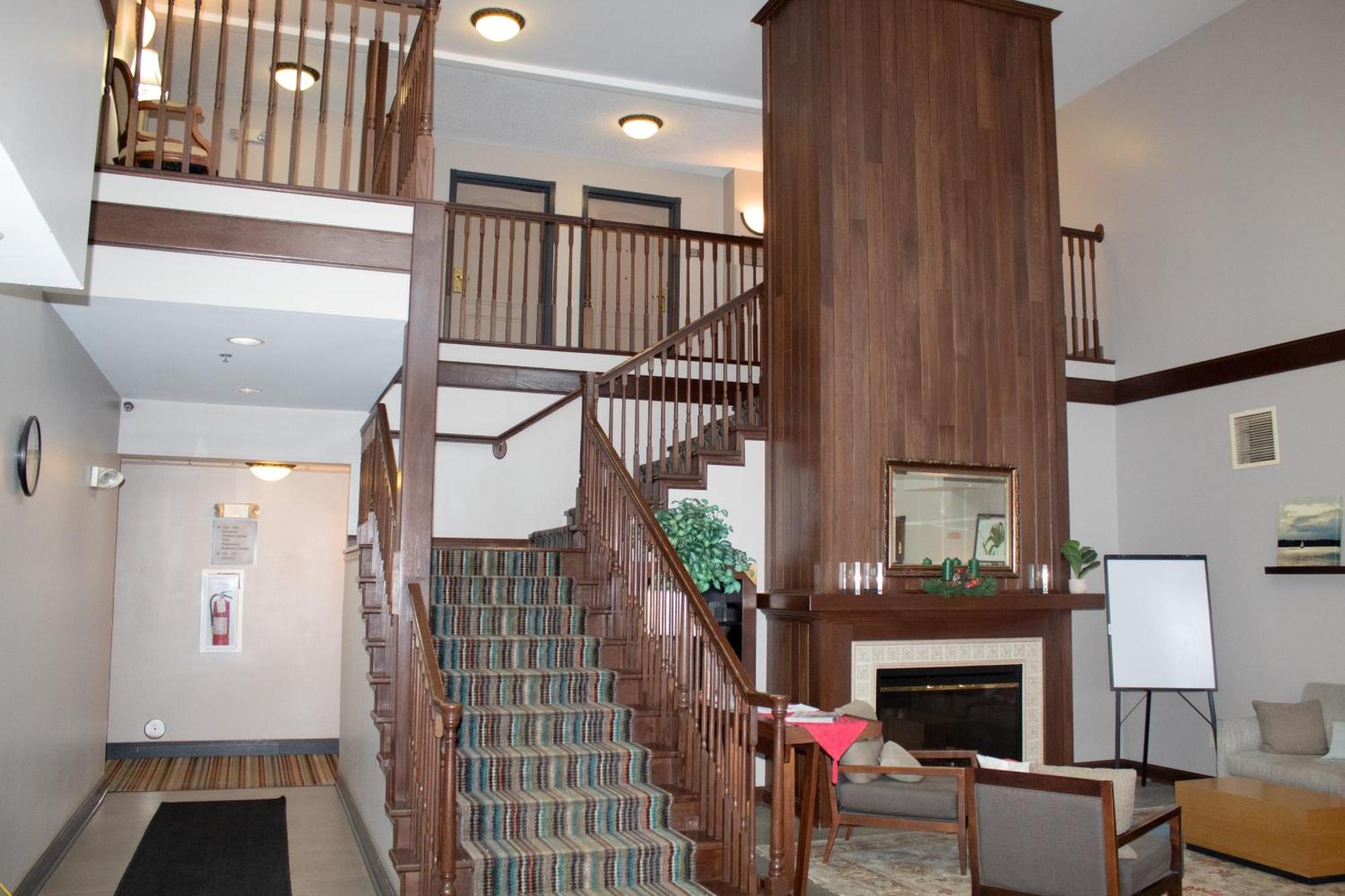 Country Inn & Suites By Radisson, Big Rapids, Mi Luaran gambar