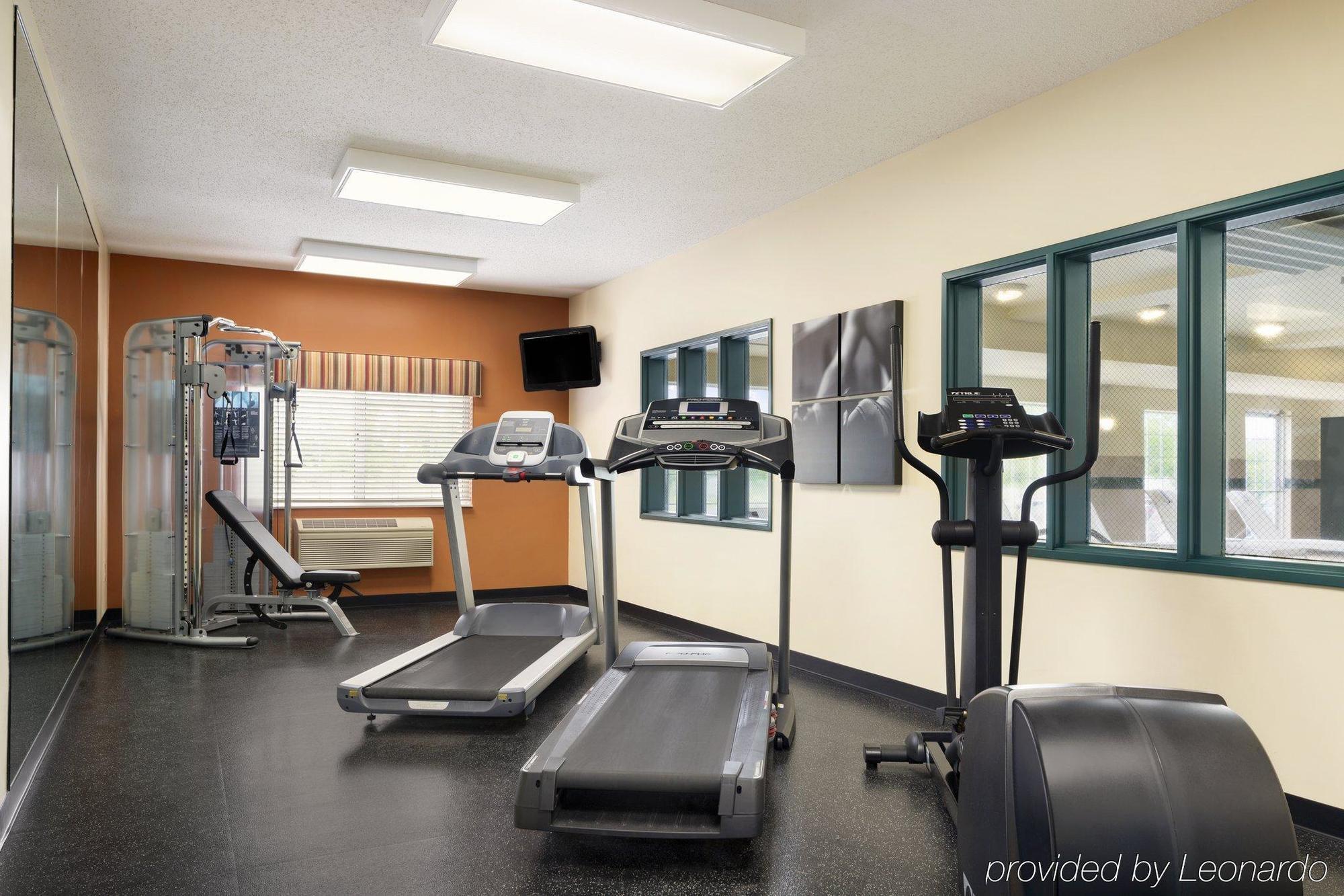 Country Inn & Suites By Radisson, Big Rapids, Mi Luaran gambar